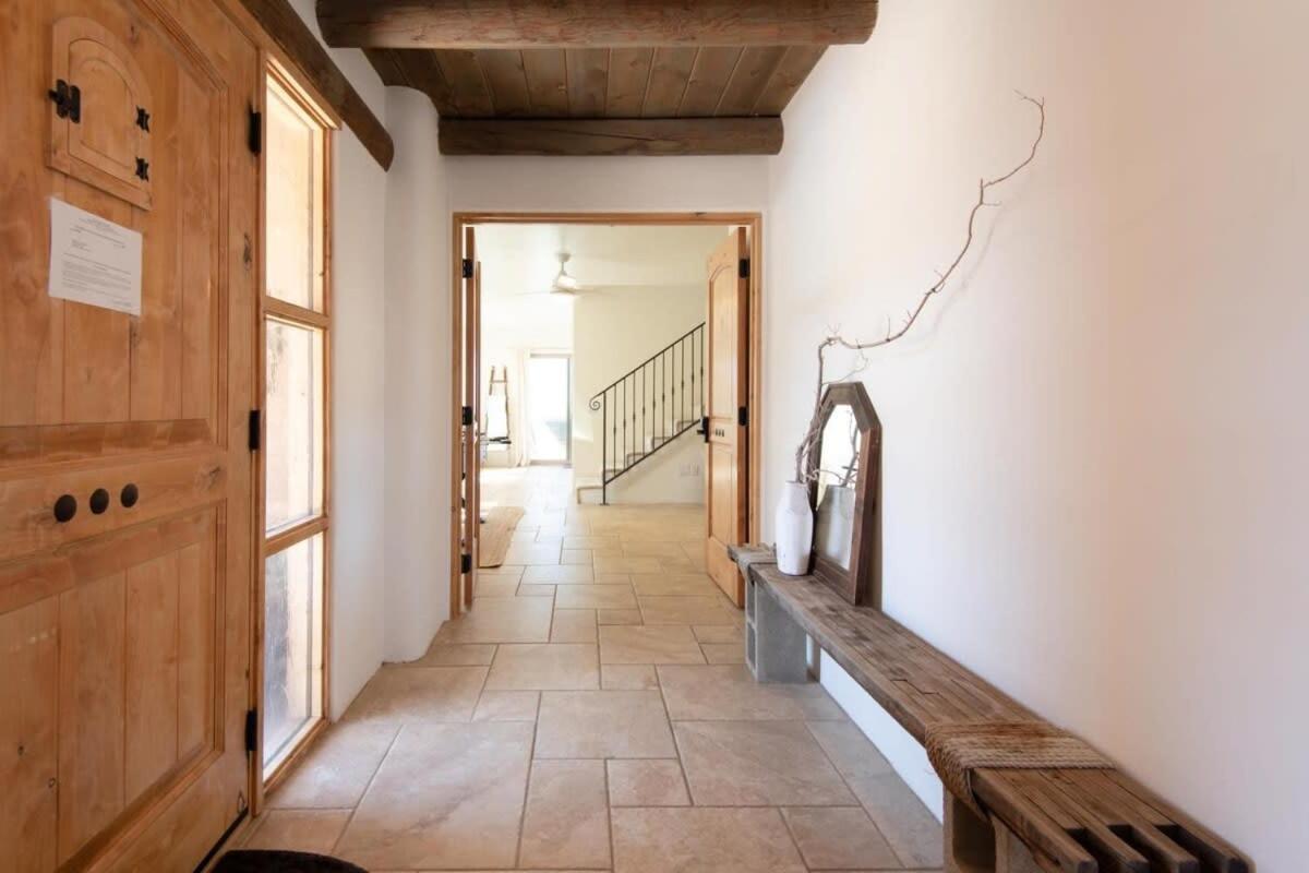 Renovated Lodge - Room 2 With Pool Access Joshua Tree Extérieur photo