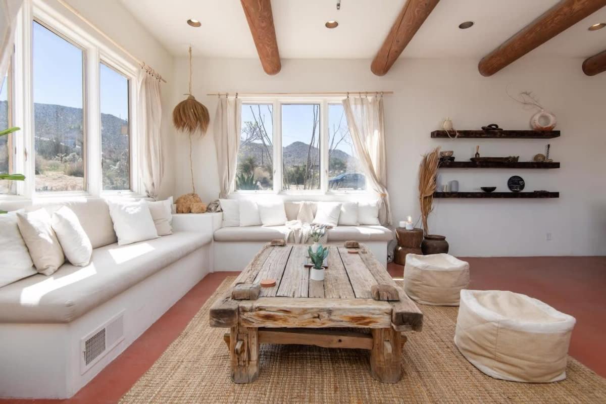 Renovated Lodge - Room 2 With Pool Access Joshua Tree Extérieur photo